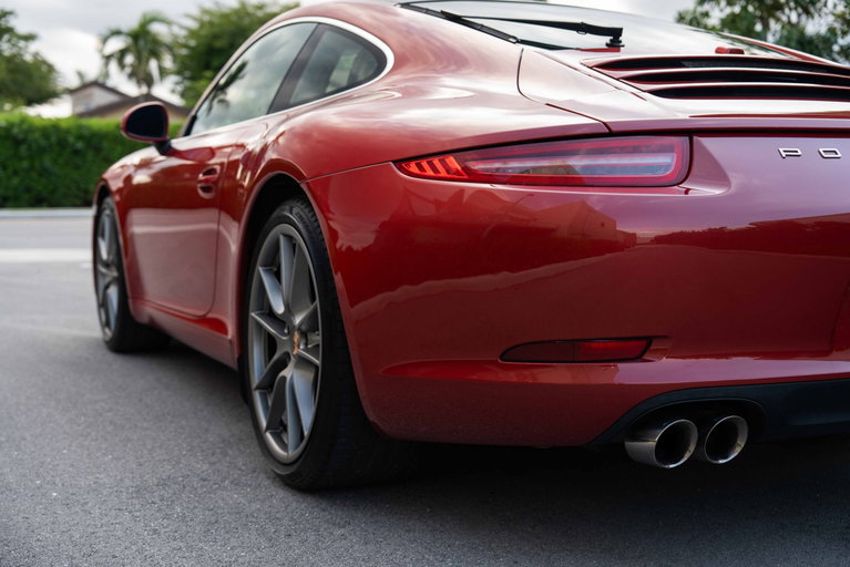 Porsche 991 Carrera