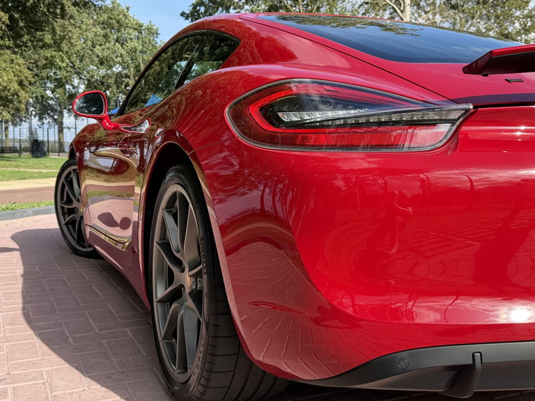 Porsche 981 Cayman GTS