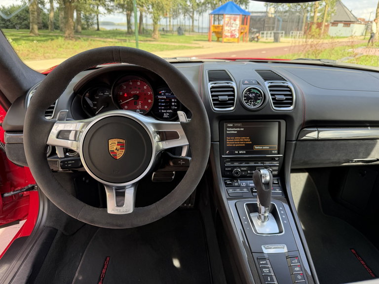 Porsche 981 Cayman GTS