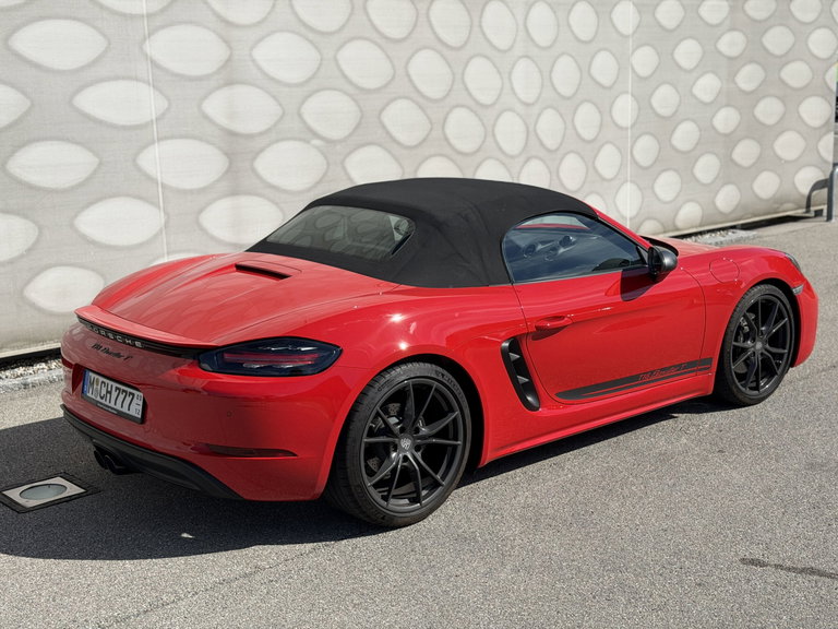 Porsche 718 Boxster T