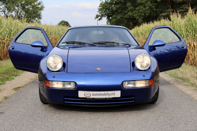 Porsche 928 GTS