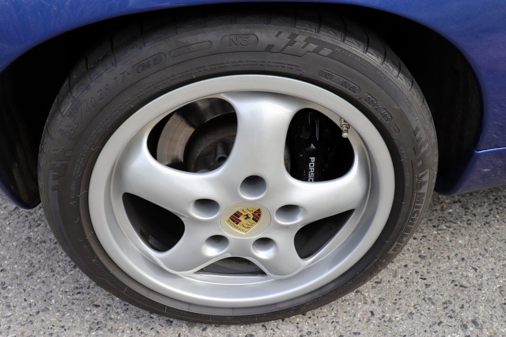 Porsche 928 GTS
