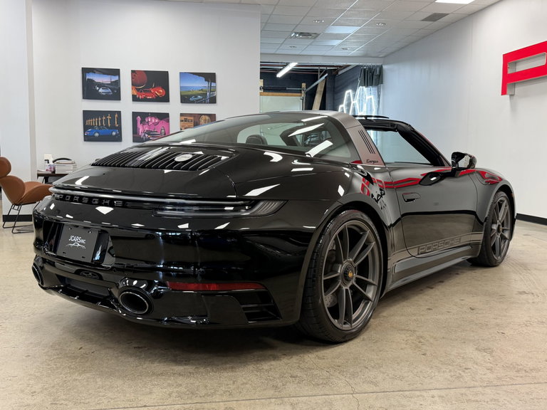 Porsche 992 Edition 50 Jahre Porsche Design