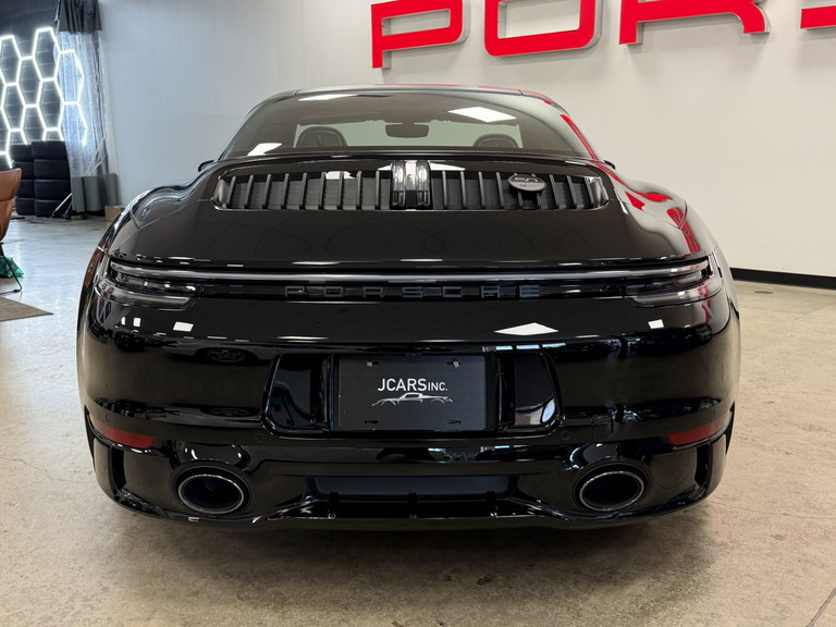 Porsche 992 Edition 50 Jahre Porsche Design