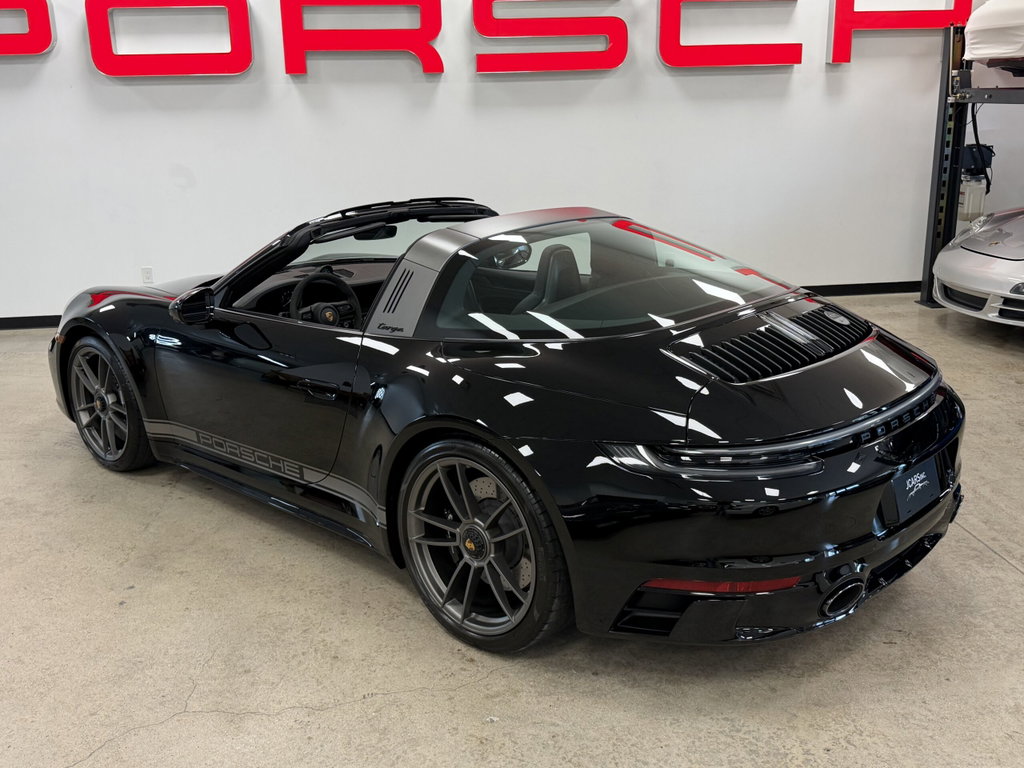 Porsche 992 Edition 50 Jahre Porsche Design