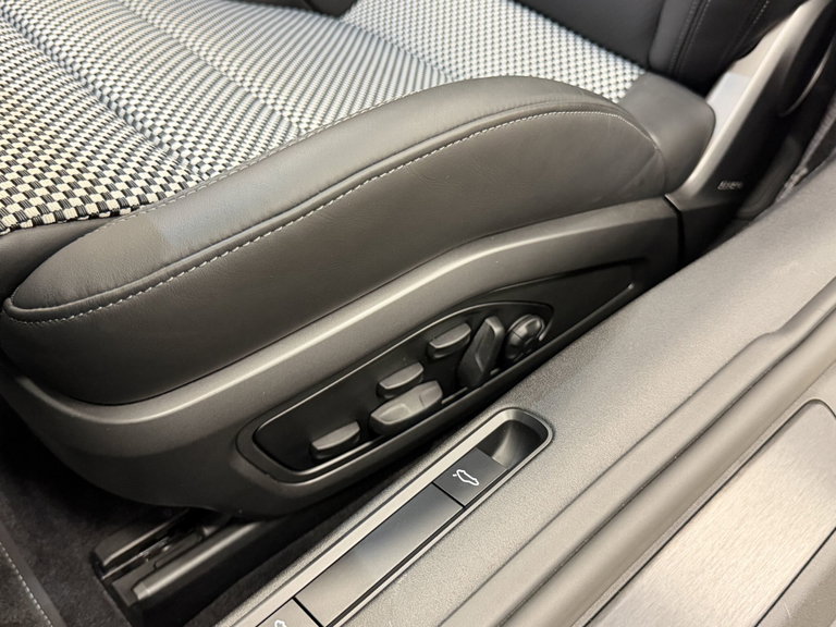 Porsche 992 Edition 50 Jahre Porsche Design