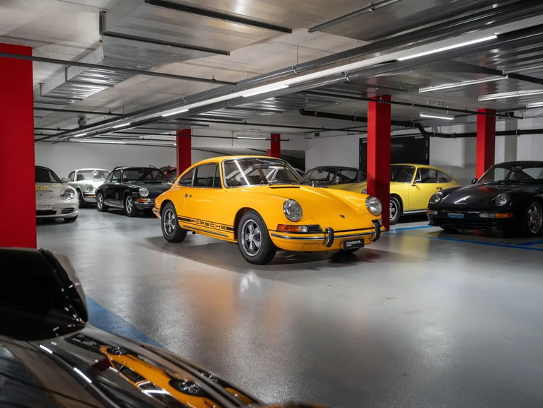 Porsche 911 T