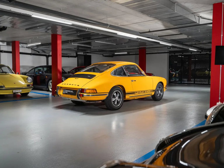 Porsche 911 T