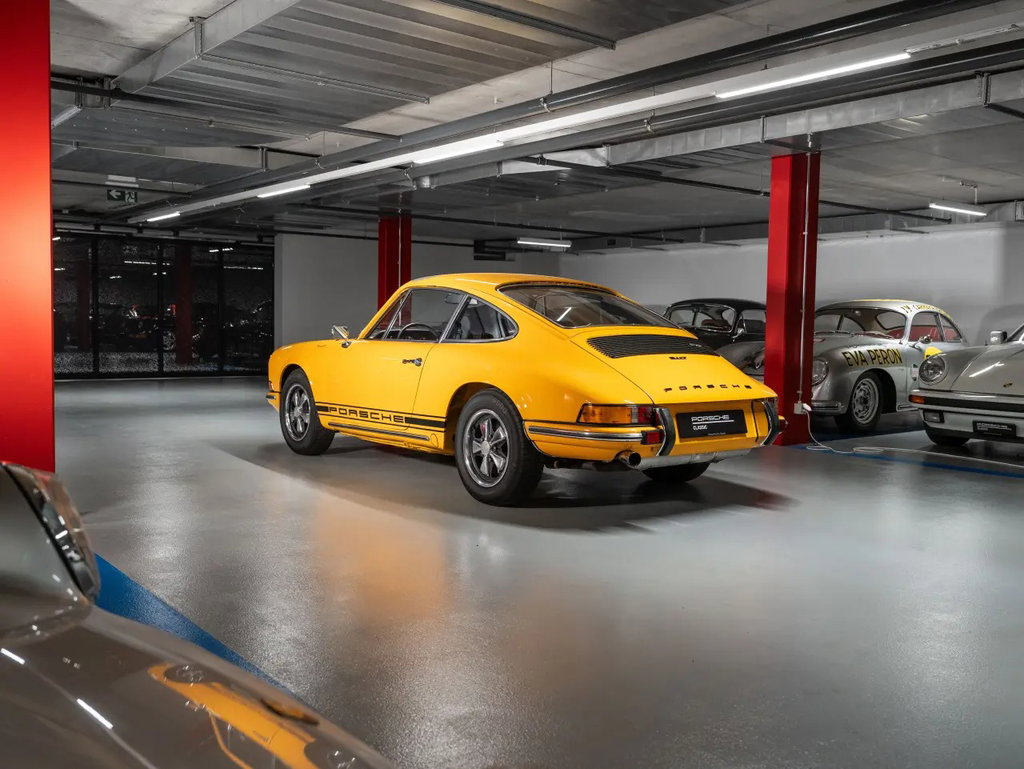Porsche 911 T