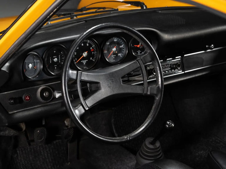 Porsche 911 T