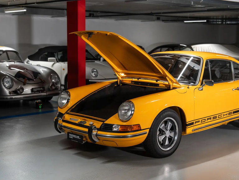 Porsche 911 T