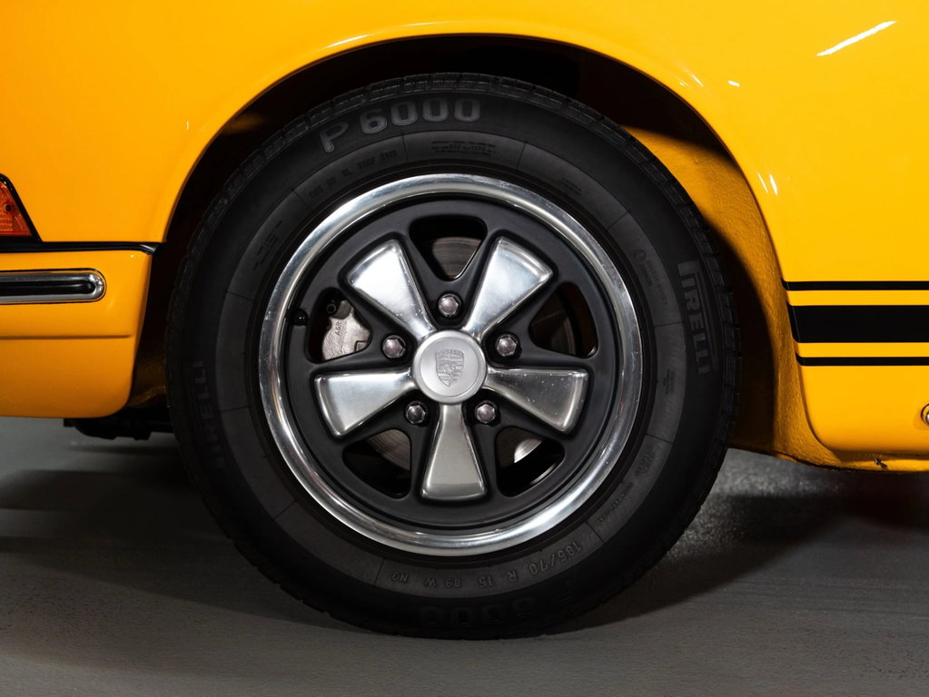 Porsche 911 T