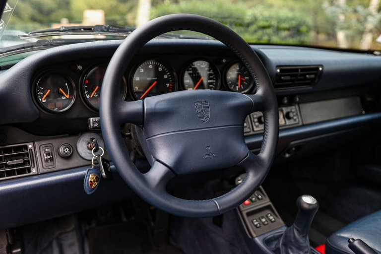 Porsche 993 Carrera 4