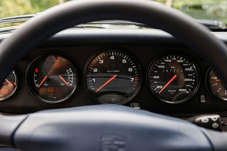 Porsche 993 Carrera 4