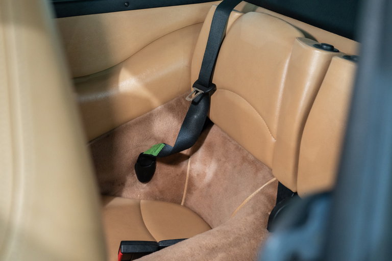 Porsche 993 Carrera 4