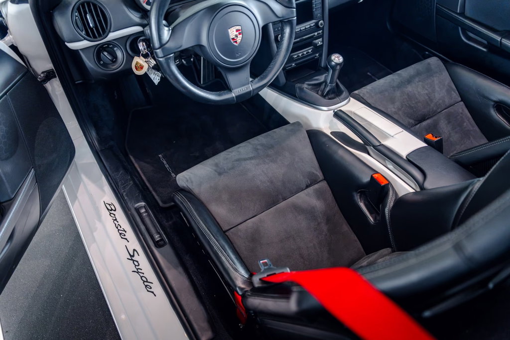 Porsche 987 Boxster Spyder