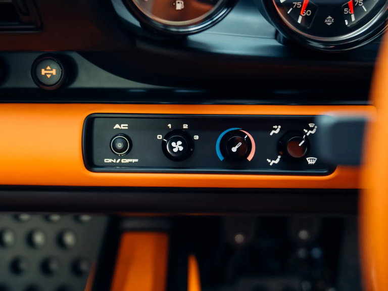 Porsche 911 Reimagined by Singer
