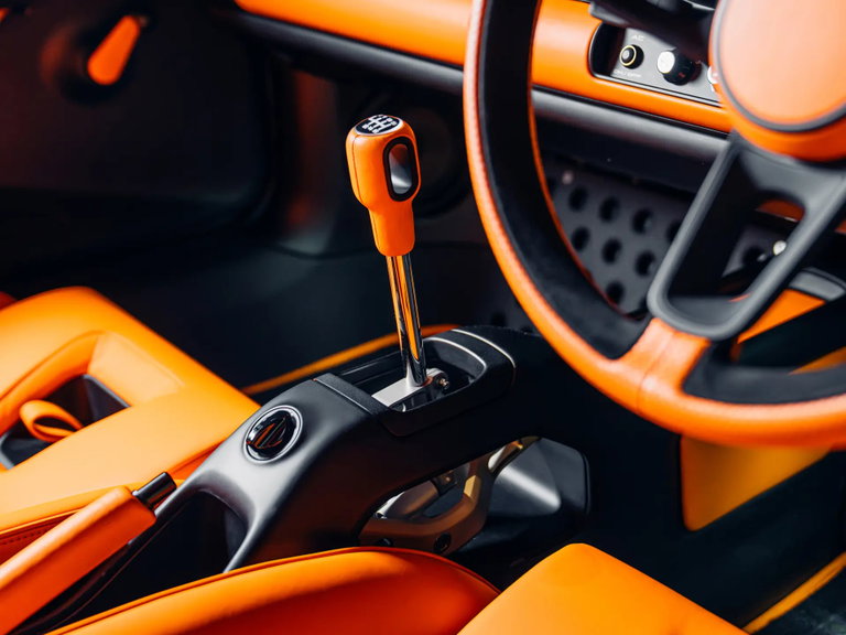 Porsche 911 Reimagined by Singer
