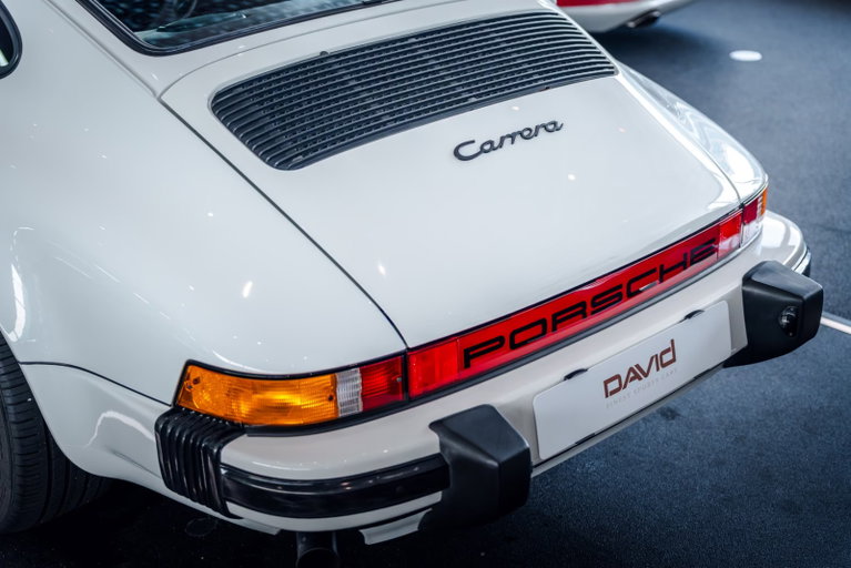 Porsche 911 Carrera 3.2