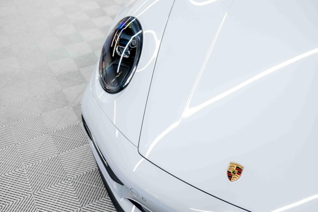 Porsche 992 Carrera GTS