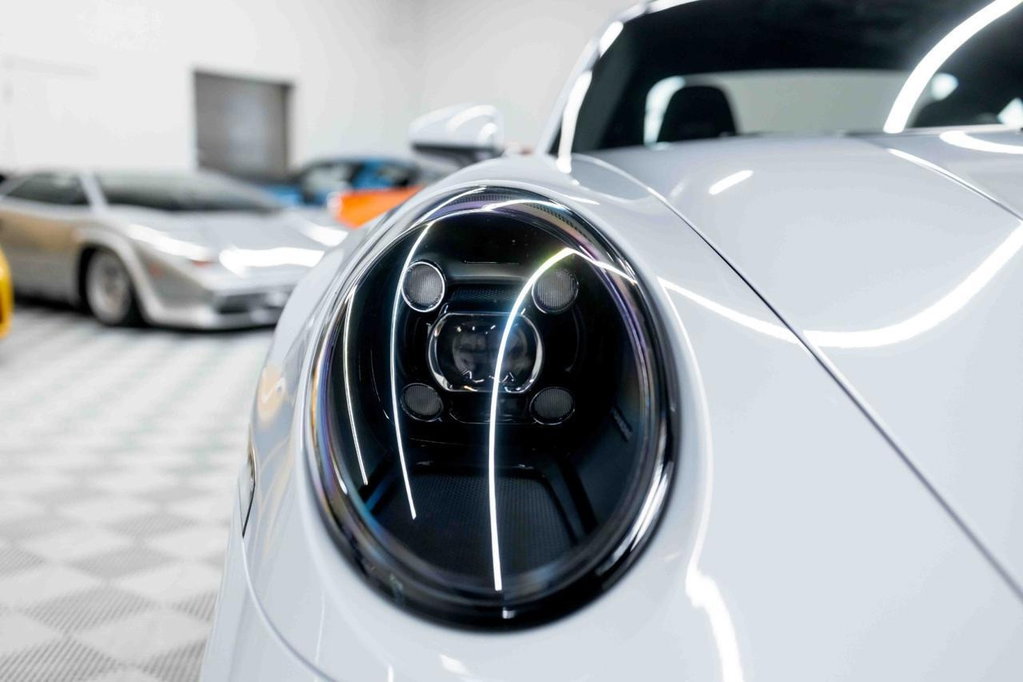 Porsche 992 Carrera GTS