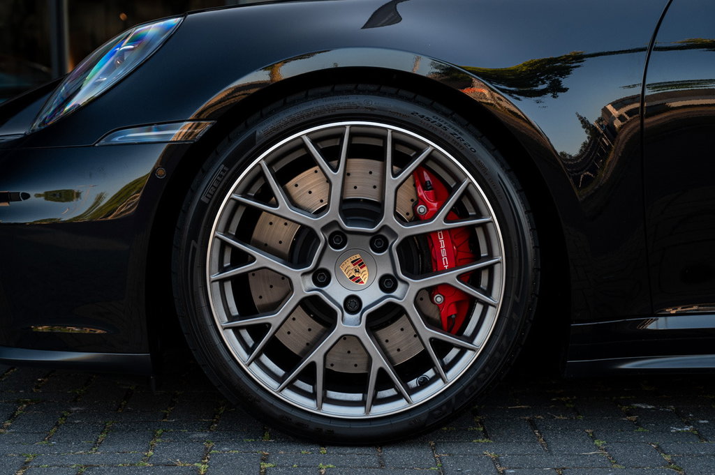 Porsche 992.2 Carrera GTS
