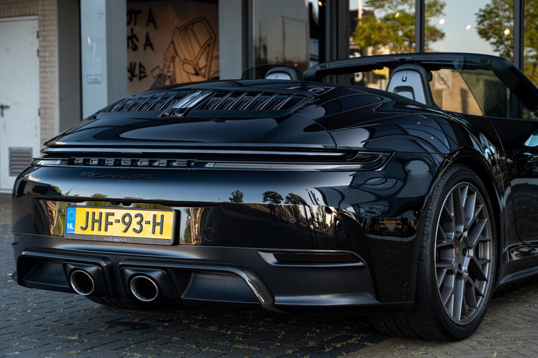 Porsche 992.2 Carrera GTS