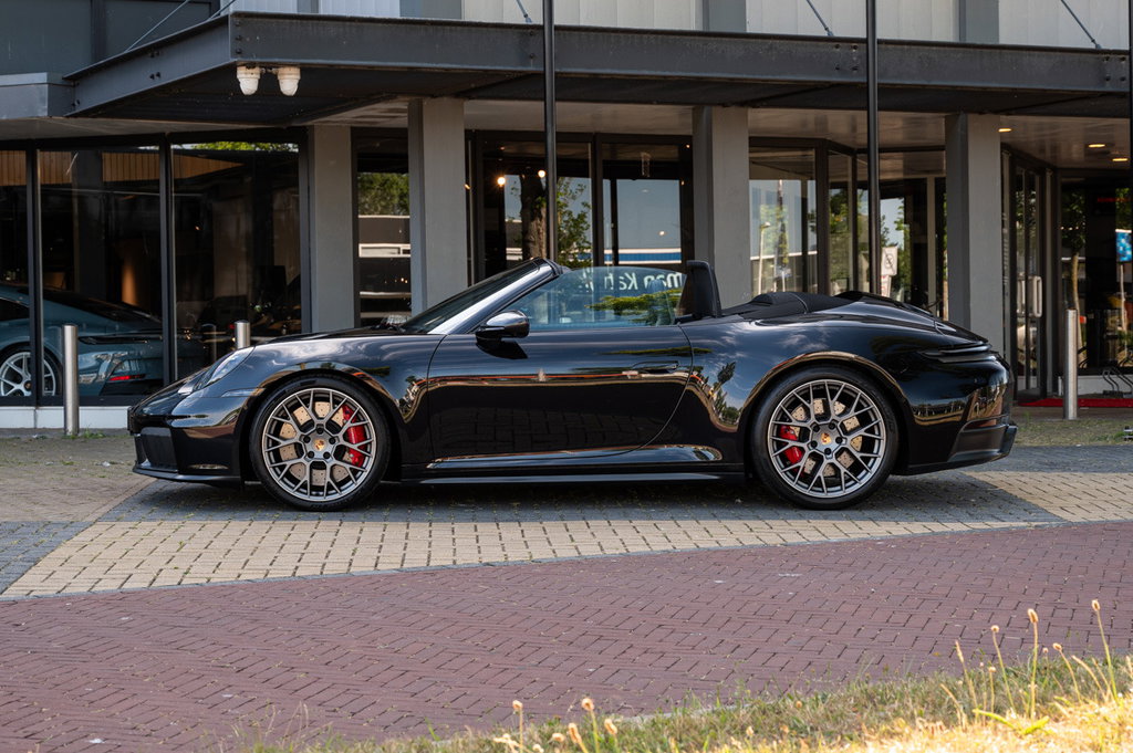 Porsche 992.2 Carrera GTS