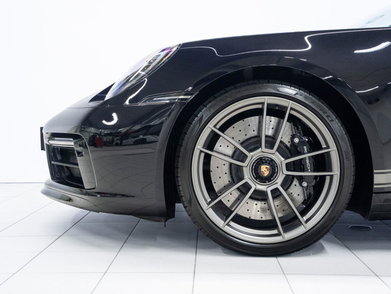 Porsche 992 Edition 50 Jahre Porsche Design