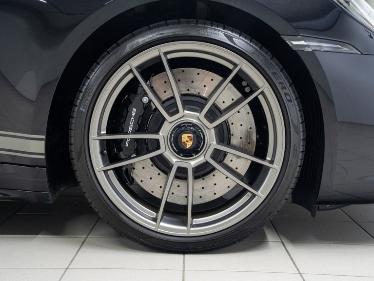 Porsche 992 Edition 50 Jahre Porsche Design