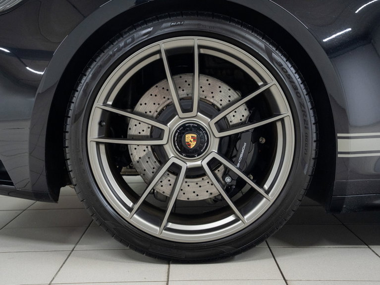 Porsche 992 Edition 50 Jahre Porsche Design