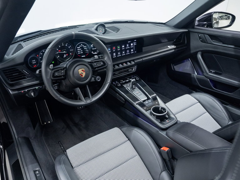 Porsche 992 Edition 50 Jahre Porsche Design