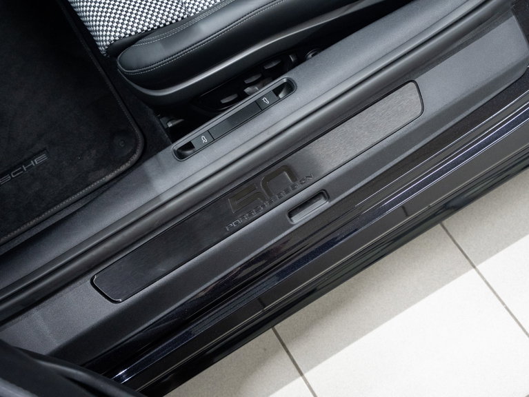 Porsche 992 Edition 50 Jahre Porsche Design