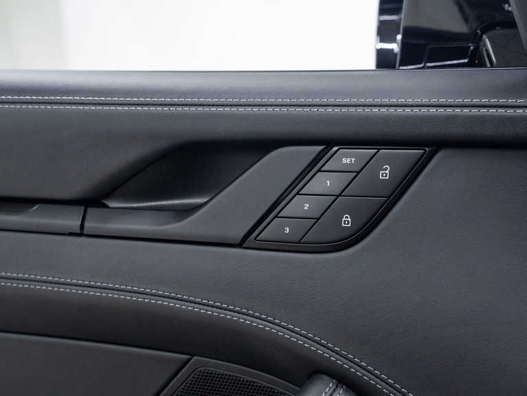 Porsche 992 Edition 50 Jahre Porsche Design