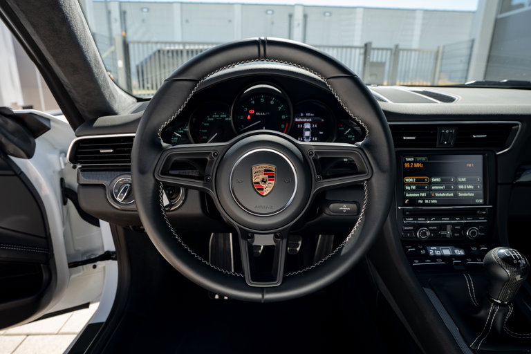 Porsche 911 R