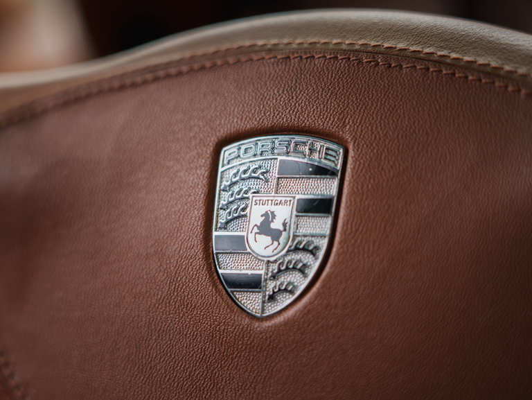 Porsche 996 Carrera 4 Millennium Edition