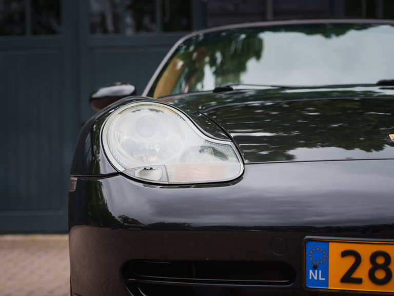 Porsche 996 Carrera 4 Millennium Edition