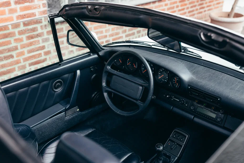 Porsche 964 Carrera 2