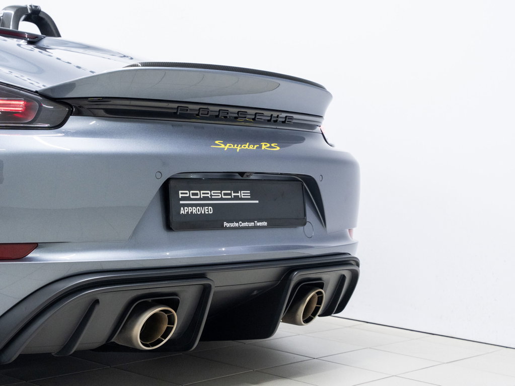 Porsche 718 Spyder RS