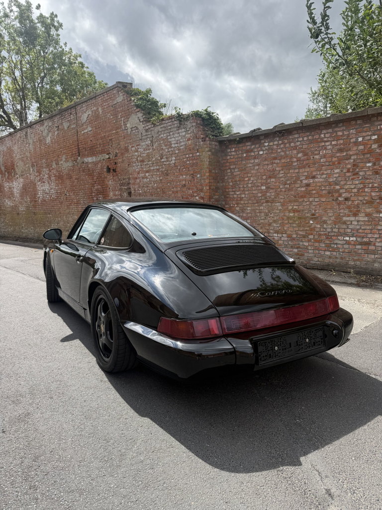Porsche 964 Carrera 4