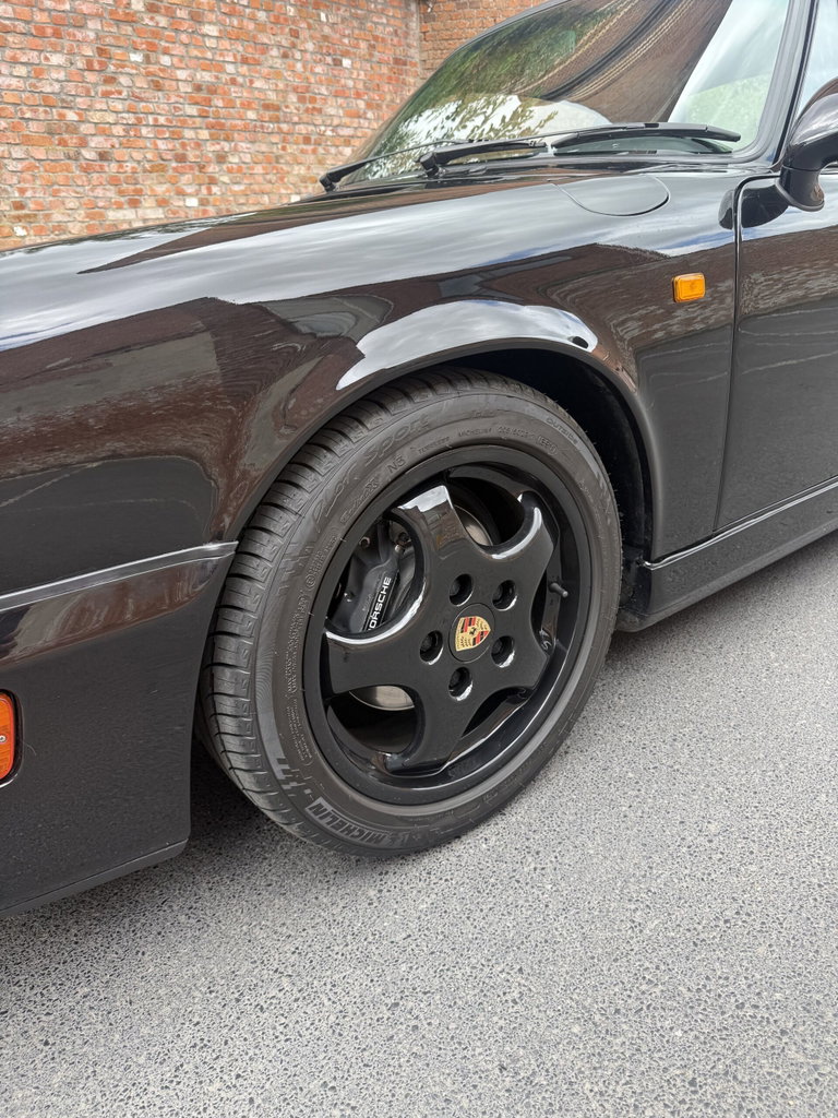 Porsche 964 Carrera 4