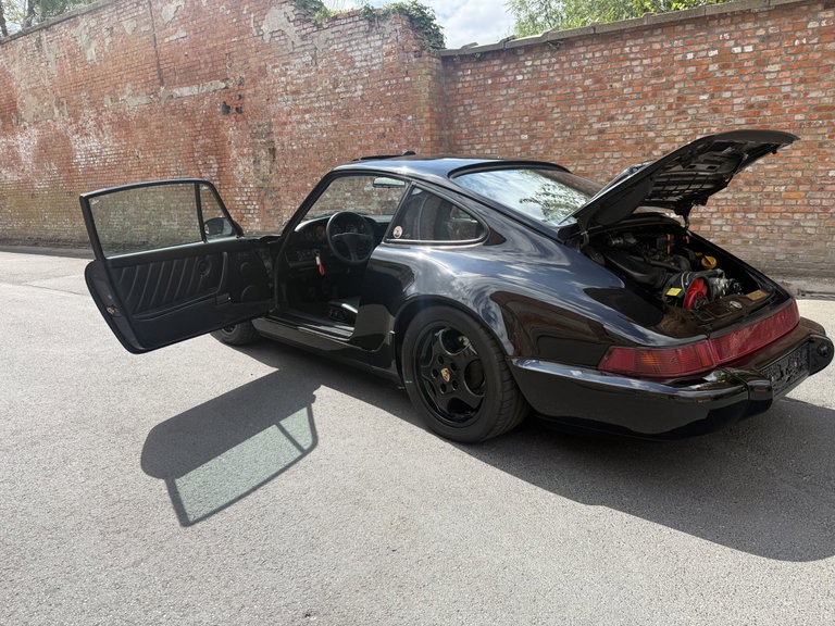 Porsche 964 Carrera 4
