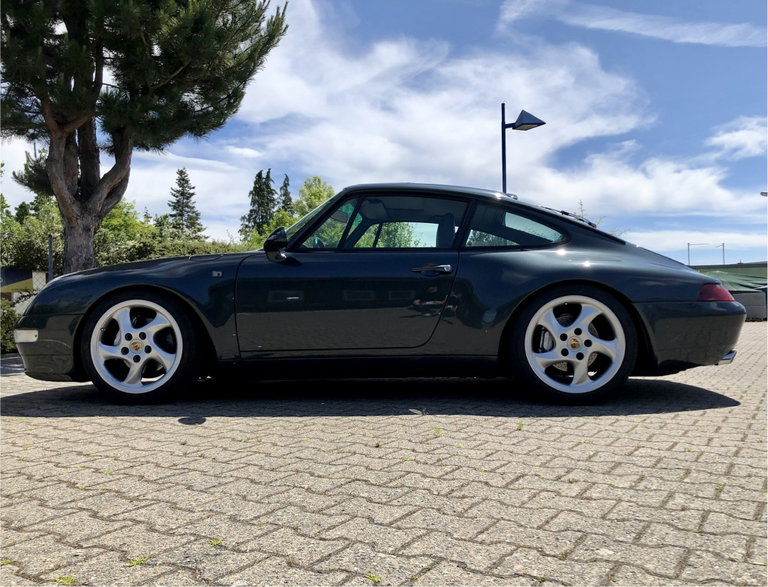 Porsche 993 Carrera 4