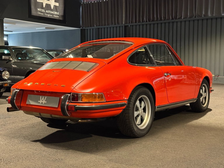 Porsche 911 T