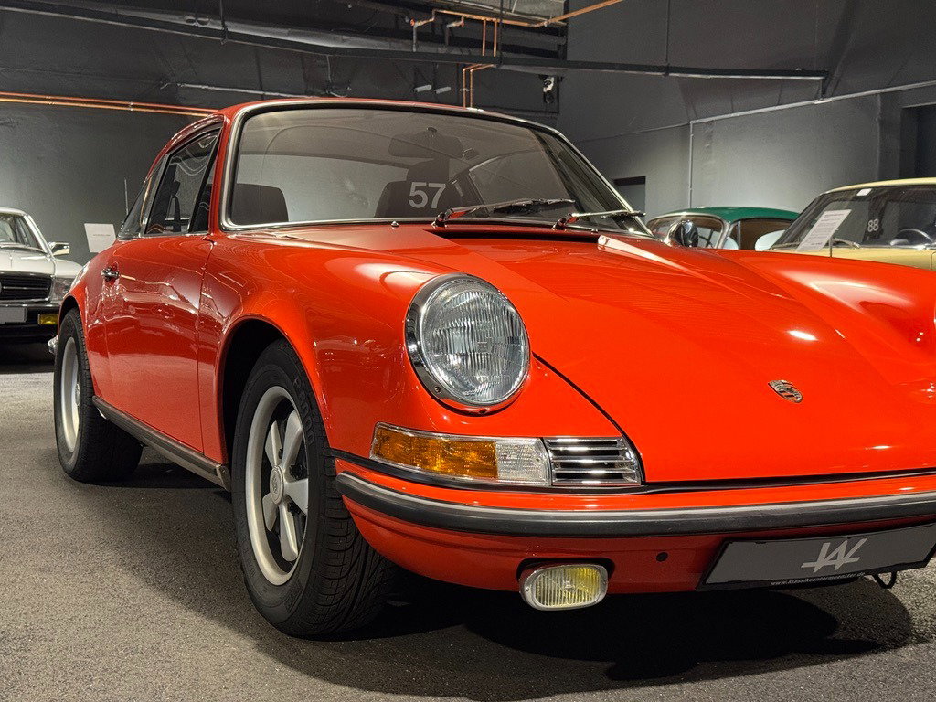 Porsche 911 T