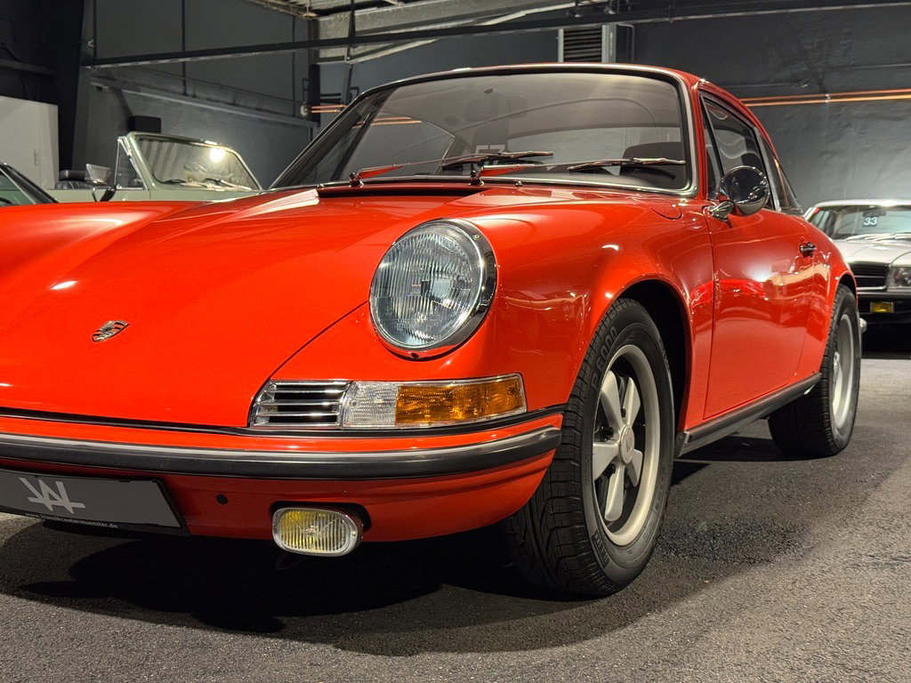 Porsche 911 T