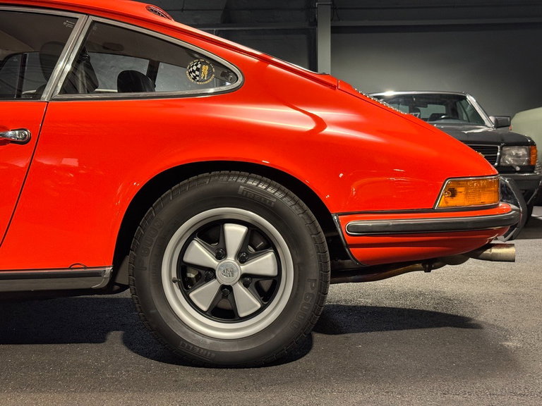Porsche 911 T