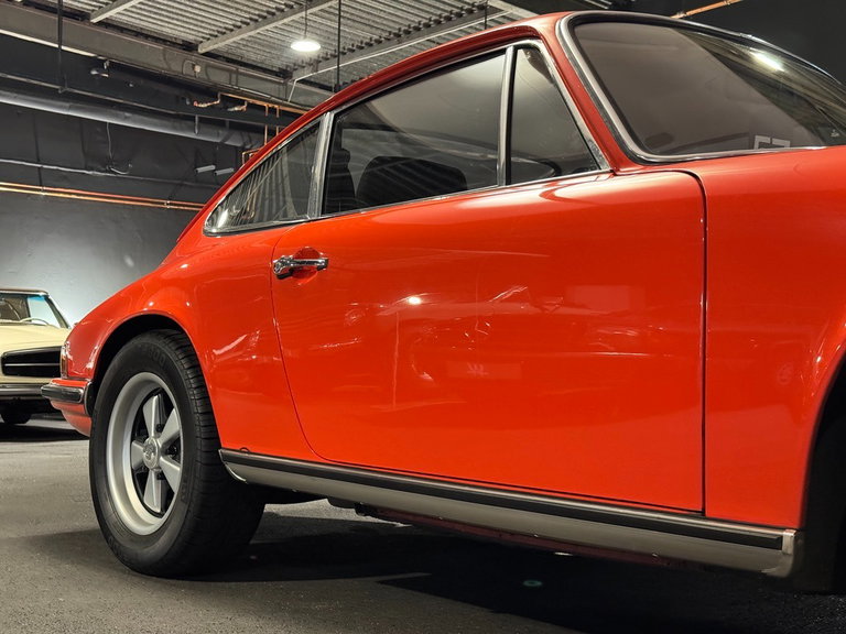 Porsche 911 T