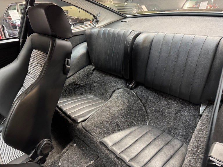 Porsche 911 T