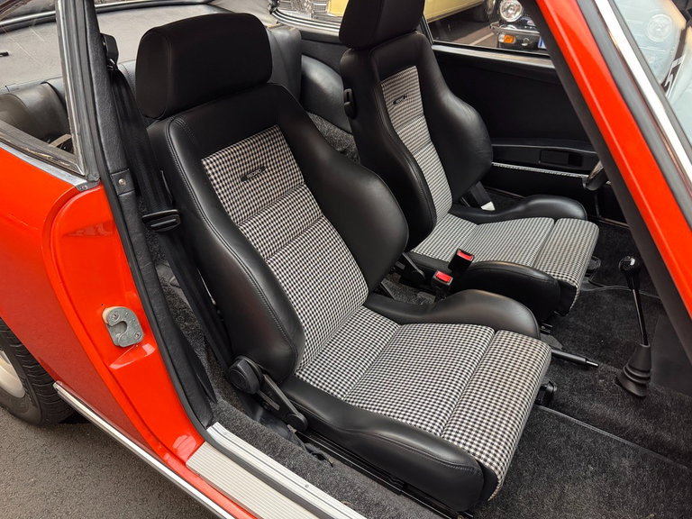 Porsche 911 T
